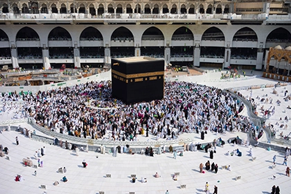 3 Star 14 Nights Group Umrah Package