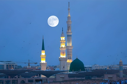 4 Star 14 Nights April Umrah Package
