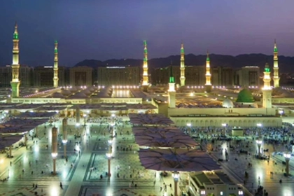 4 Star 14 Nights August Umrah Package