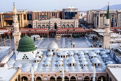 5 Star 14 Nights Edinburgh Umrah Package