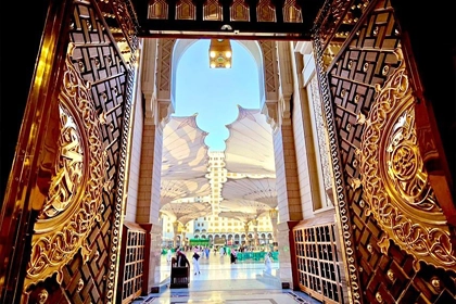 5 Star 7 Nights February Umrah Package