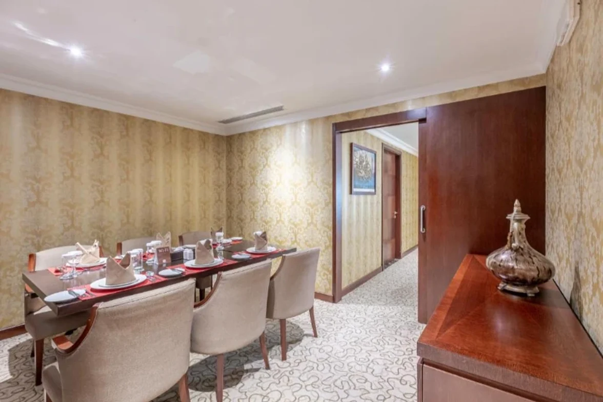 Al Aqeeq Madinah Private Dining Room