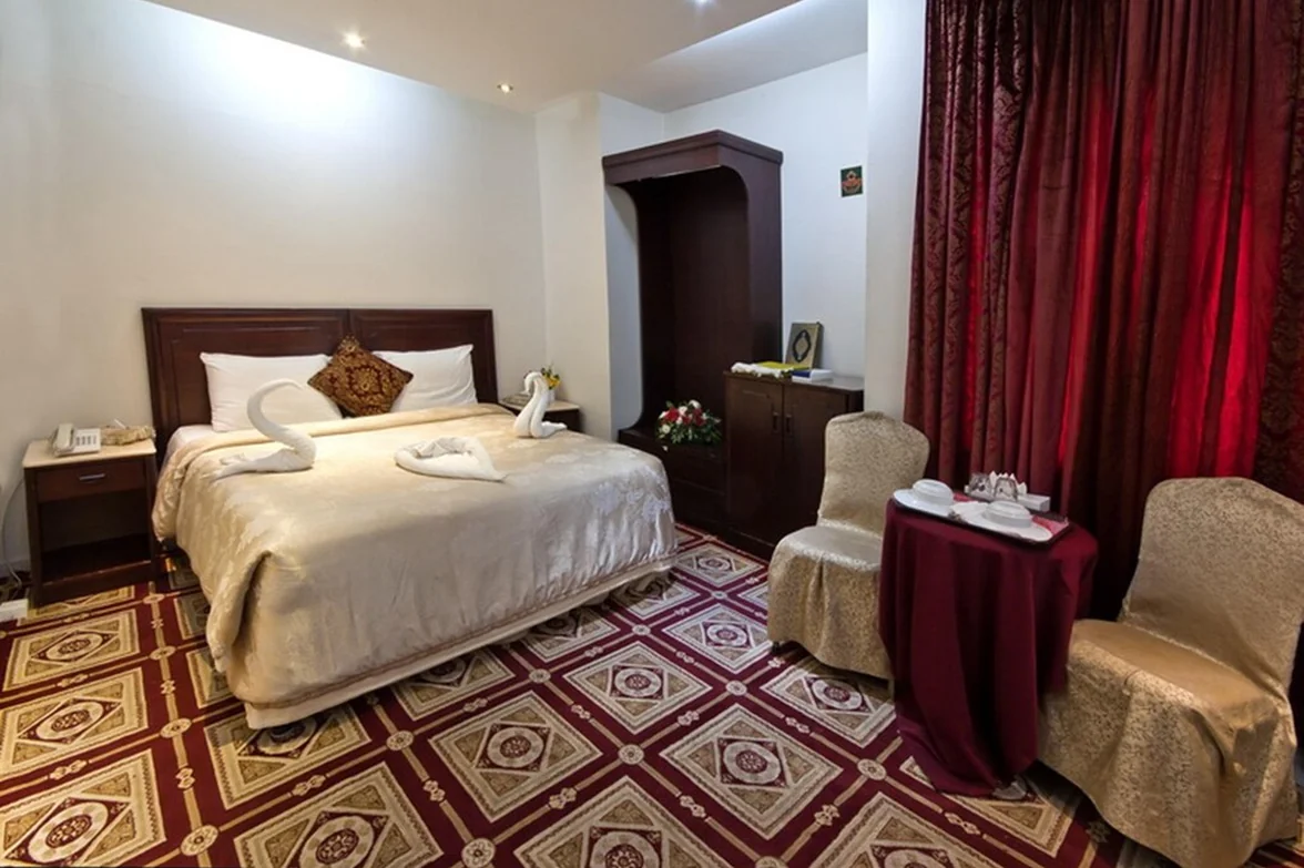 Hotel Bedroom Double Bed
